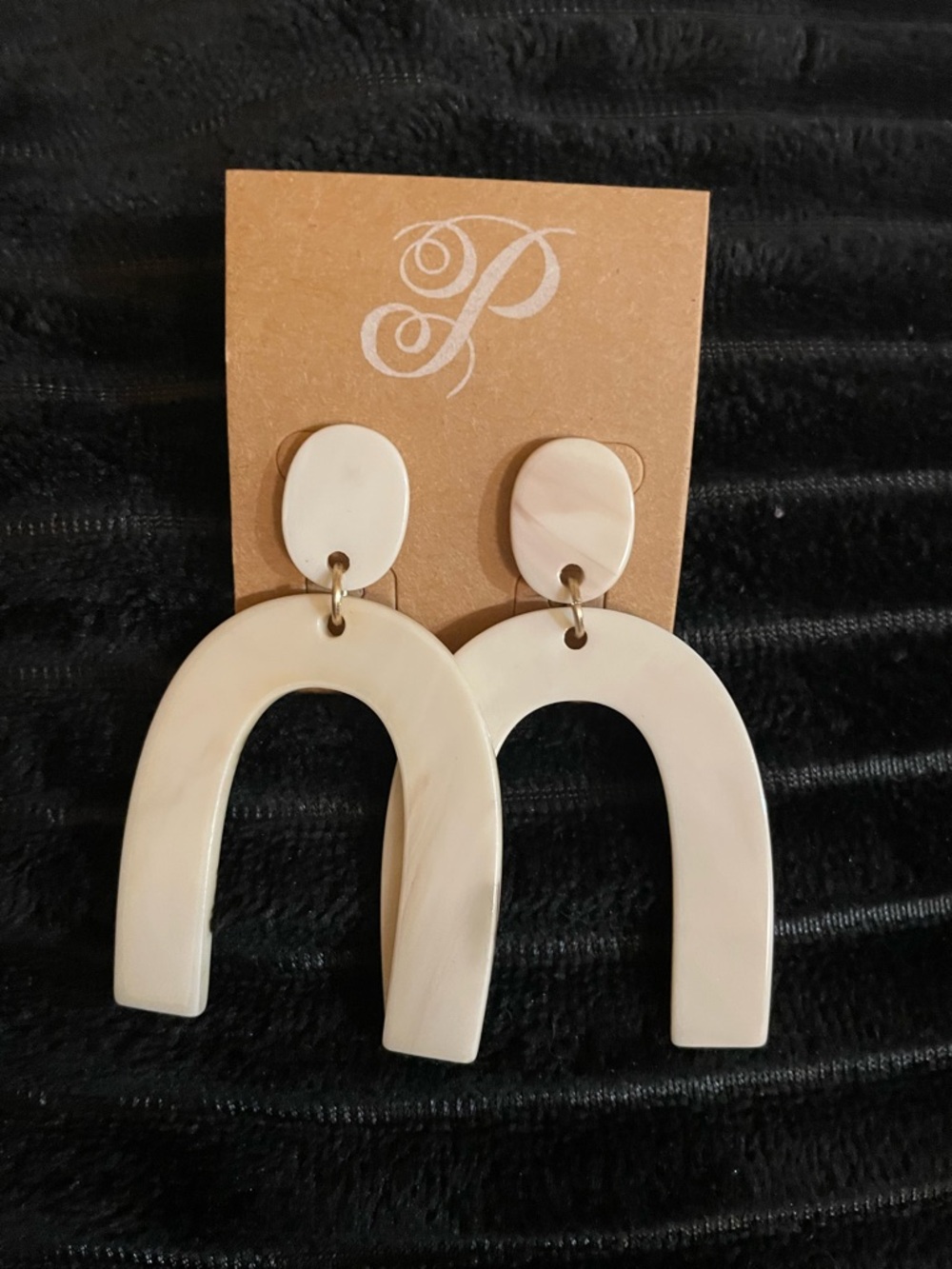 VINTAGE PLUNDER “Hayden” EARRINGS